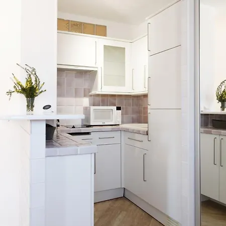 Apartment Charming 4 Studio With Pool And Garage *